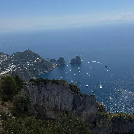 Vila Azzurra *