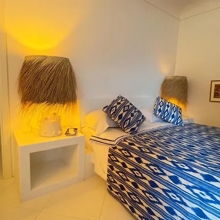 Azzurra *