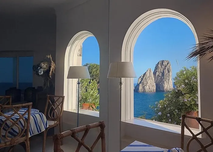 Azzurra * קאפרי