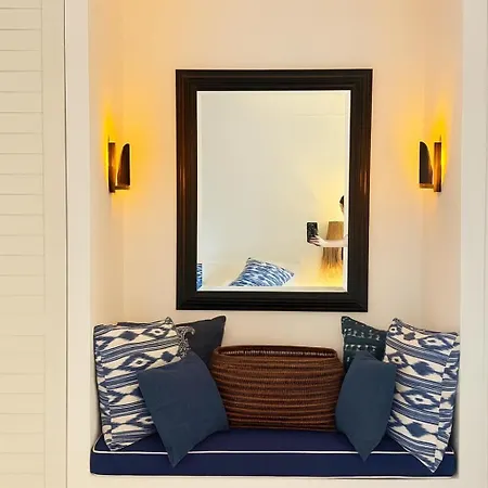 Azzurra Villa *